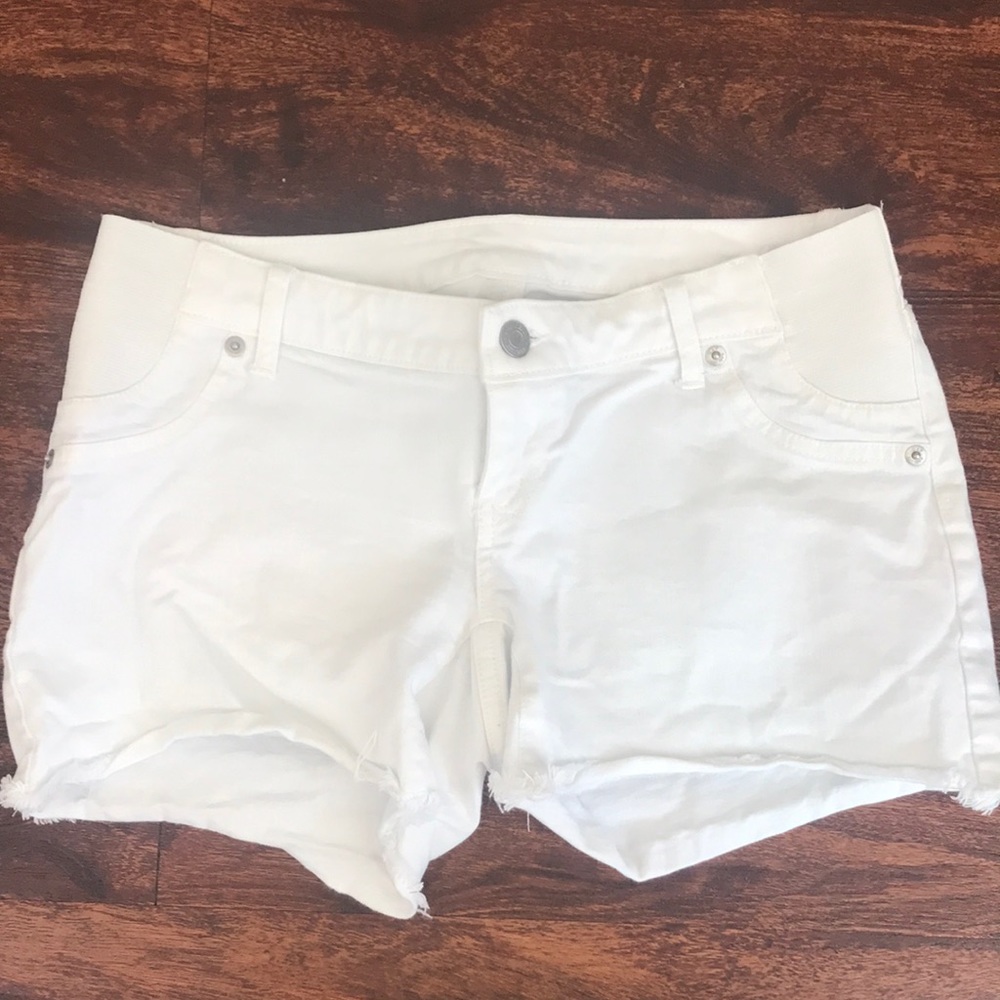 Maternity shorts